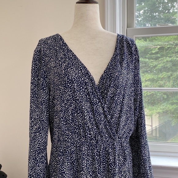 Roxy bell sleeve sundress - Picture 2 of 10